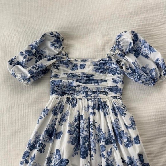 Abercrombie & Fitch White Midi Dress with Blue Floral Print - Picture 2 of 5